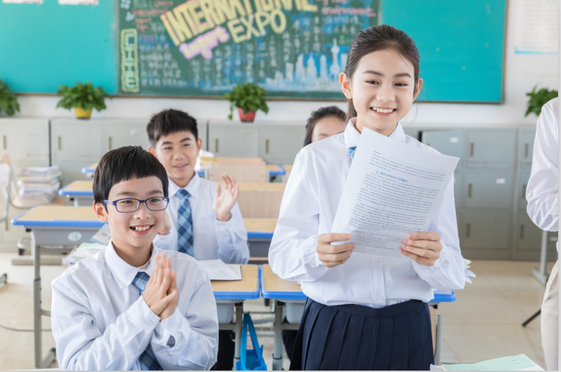 初中生如何評價互聯網新聞(作為一名中學生應該如何正確對待互聯網)