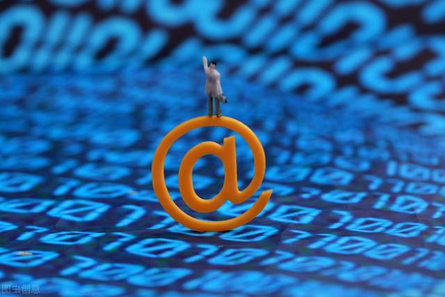 互聯網時代新聞特點(互聯網時代的新聞傳播新特征)